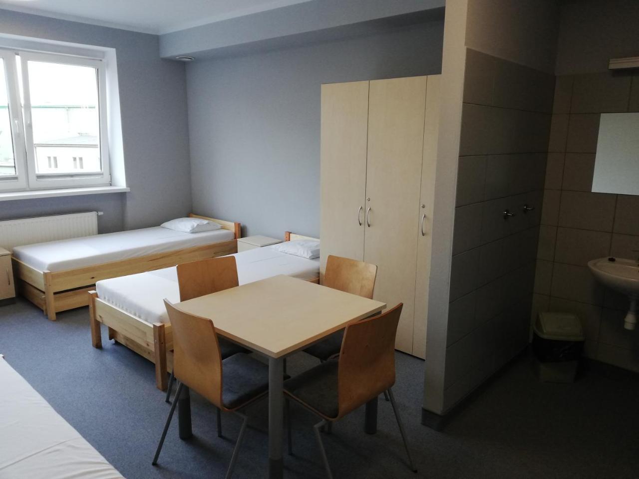Hostel Guido Забже Экстерьер фото