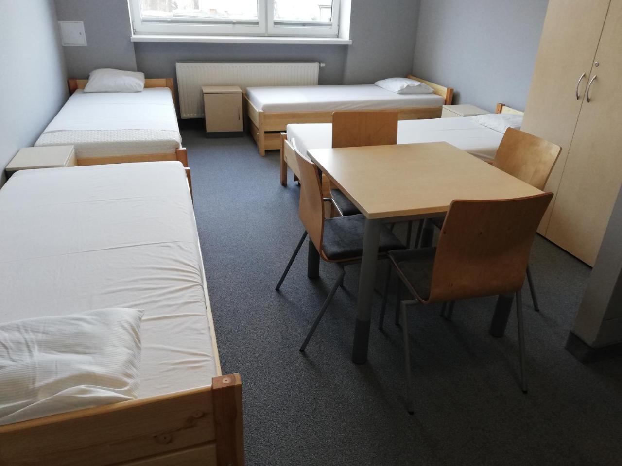 Hostel Guido Забже Экстерьер фото
